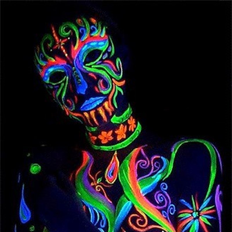 Barre LED UV 18 x 3W lumière noire effet fluorescent - LED-UVBAR18