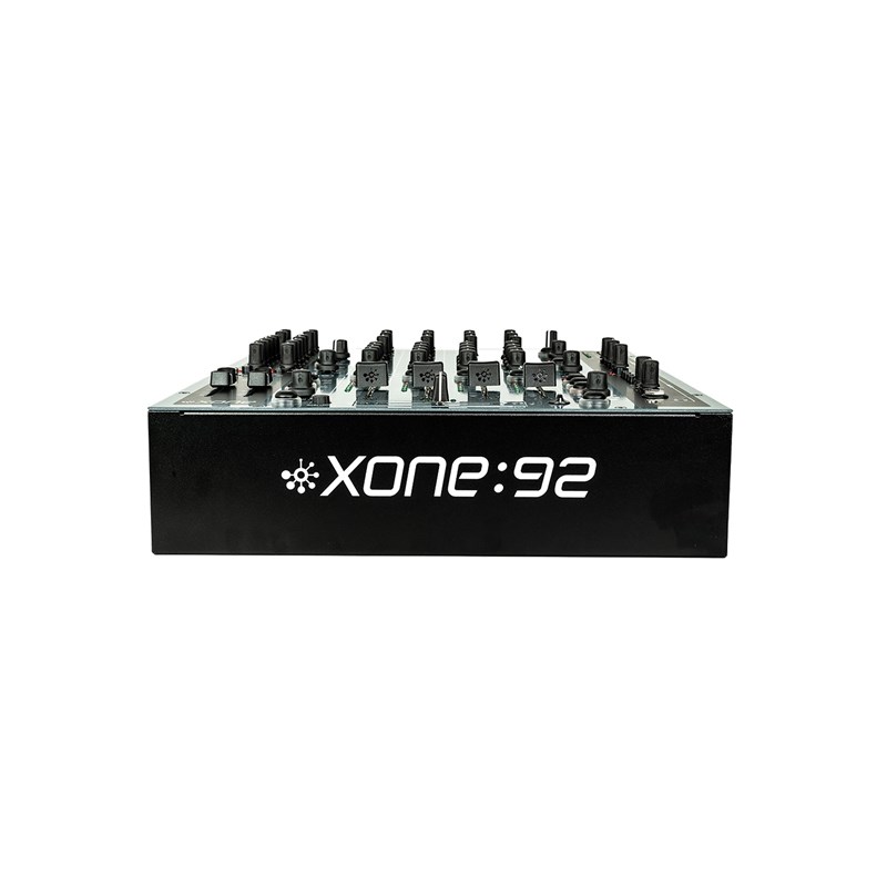 Console de Mixage Allen & Heath XONE-92-MK2 4 Voies Stéréo 2 AUX 2 OUT Stéréo - avant bas