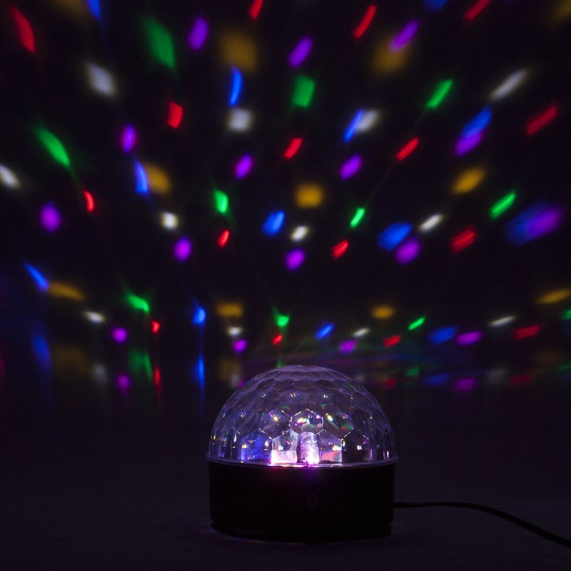 Effet lumineux LED Astro 6 couleurs 200 rayons - destockage