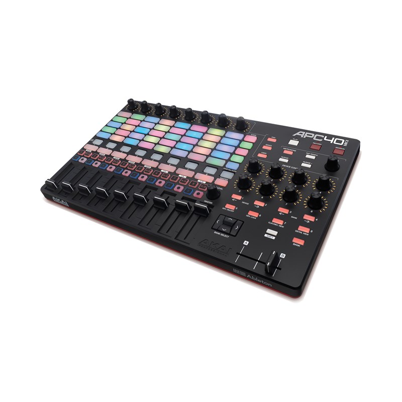 Contrôleur - 5 x 8 Pads 9 Faders 16 Potentiomètres