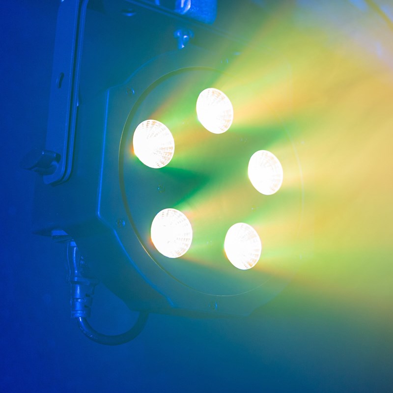 Projecteur plat à LED 4-en-1 - 5 x 5W RGB-UV soirée